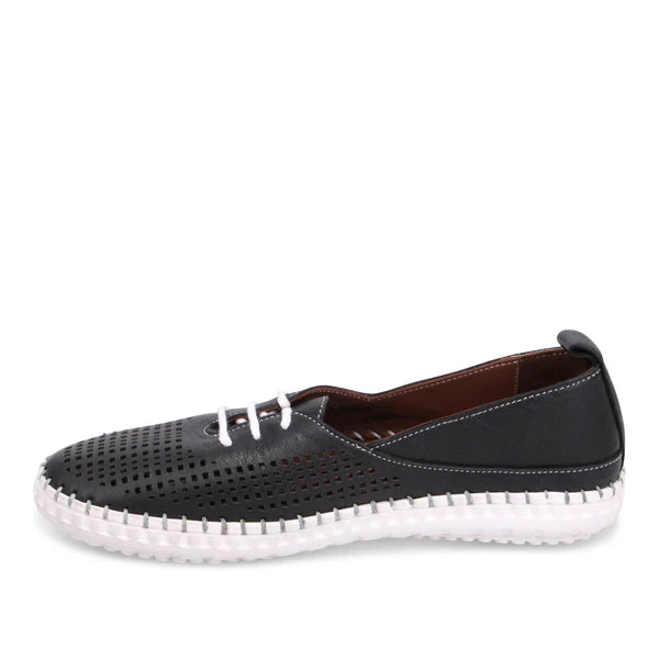 Bueno - Denise Black