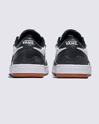 Vans - Lowland 2.0 Black/White