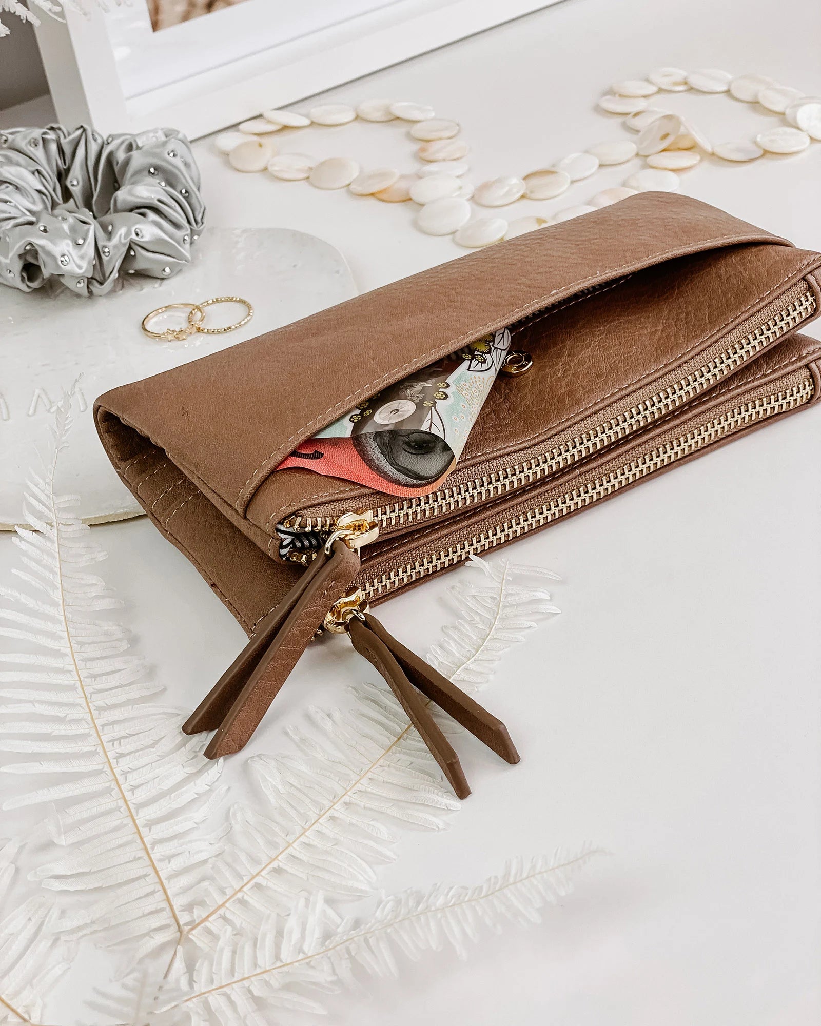 Louenhide - Delta Wallet Mocha