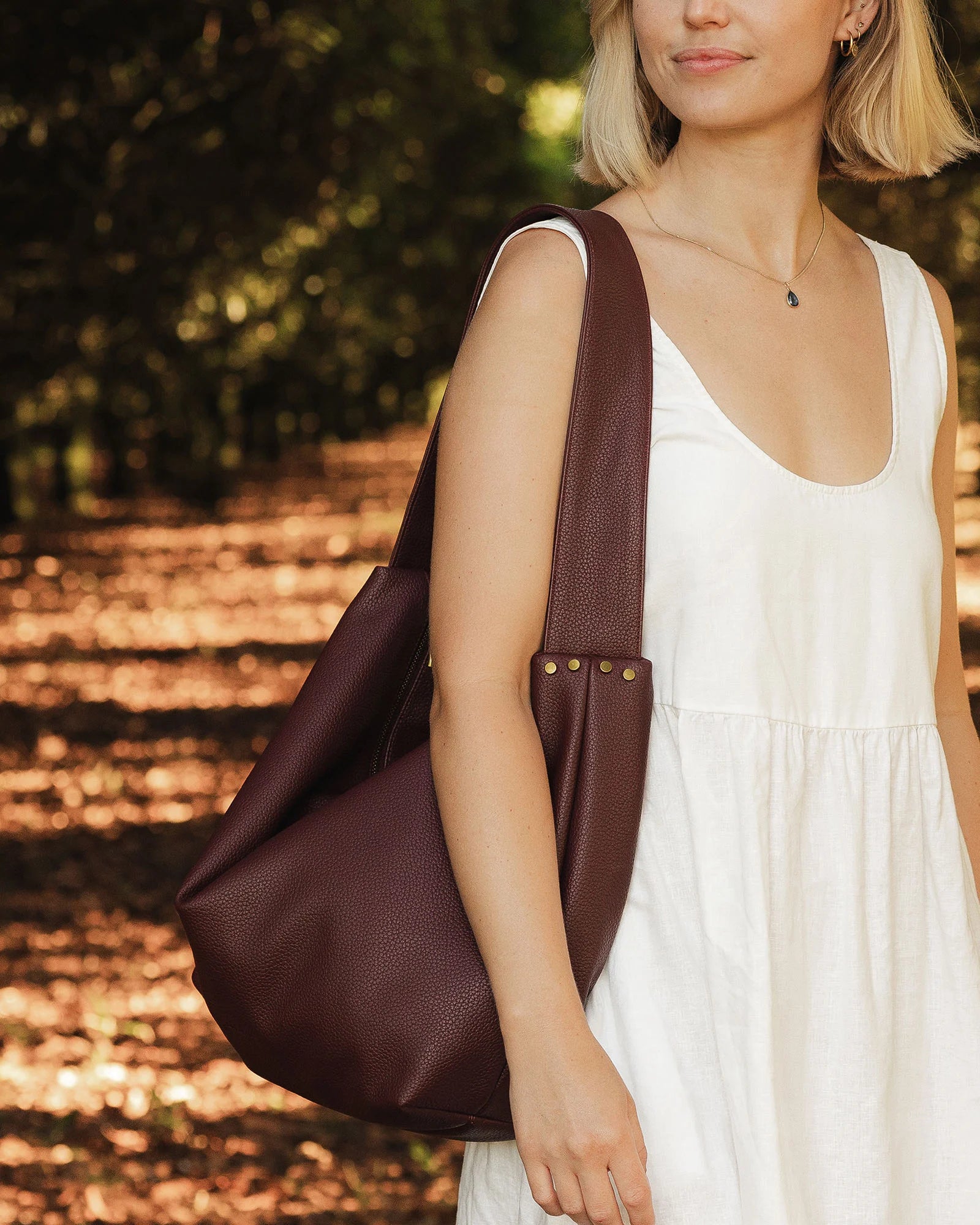Louenhide - Morgan Shoulder Bag Burgundy