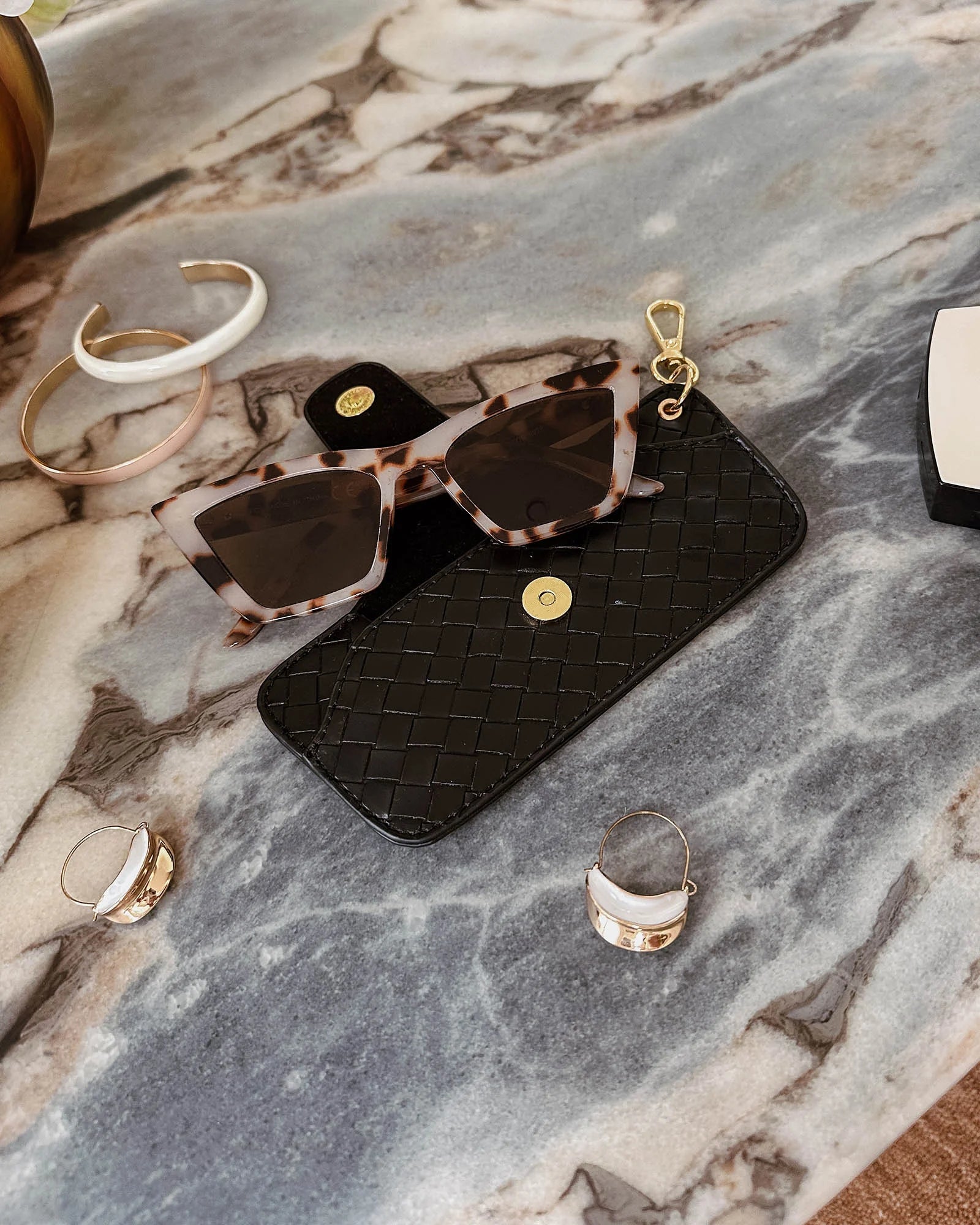 Louenhide - Skittle Sunglass Case Woven Black