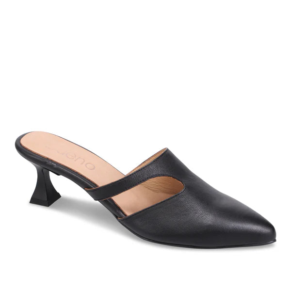 Bueno - Valorie Black