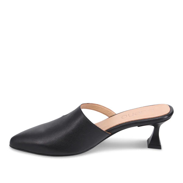 Bueno - Valorie Black