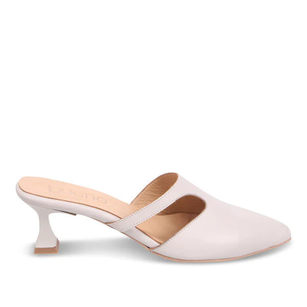 Bueno - Valorie Tusk