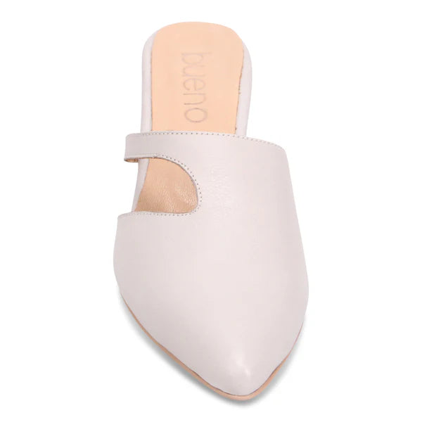 Bueno - Valorie Tusk