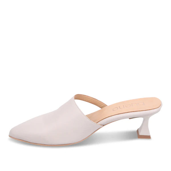 Bueno - Valorie Tusk