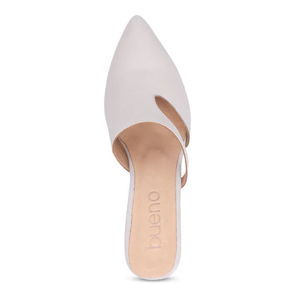 Bueno - Valorie Tusk