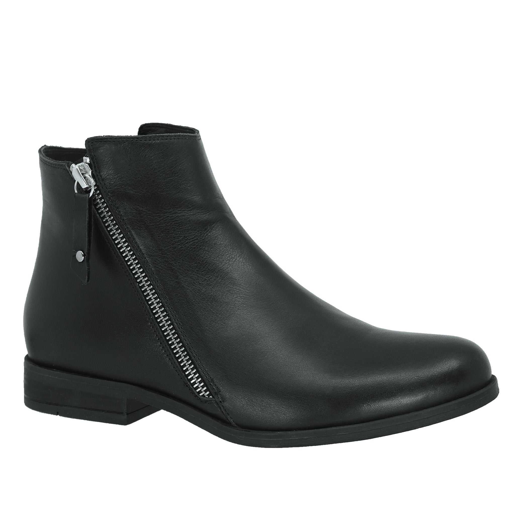 Everly - Noa Black