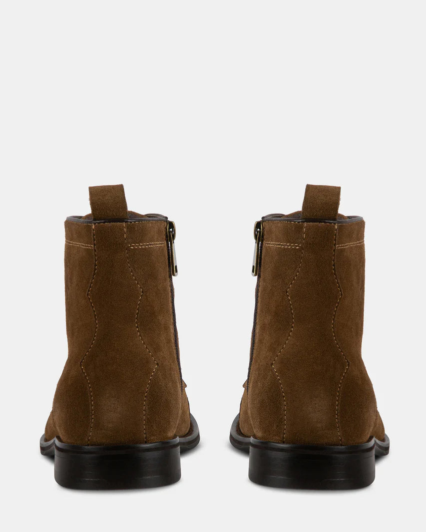 Steve Madden - Ronaldo Tobacco