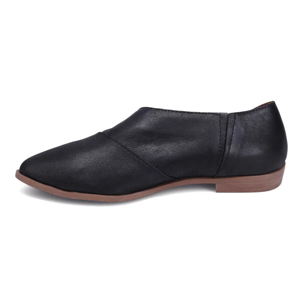 Bueno - Blake Flat - Black