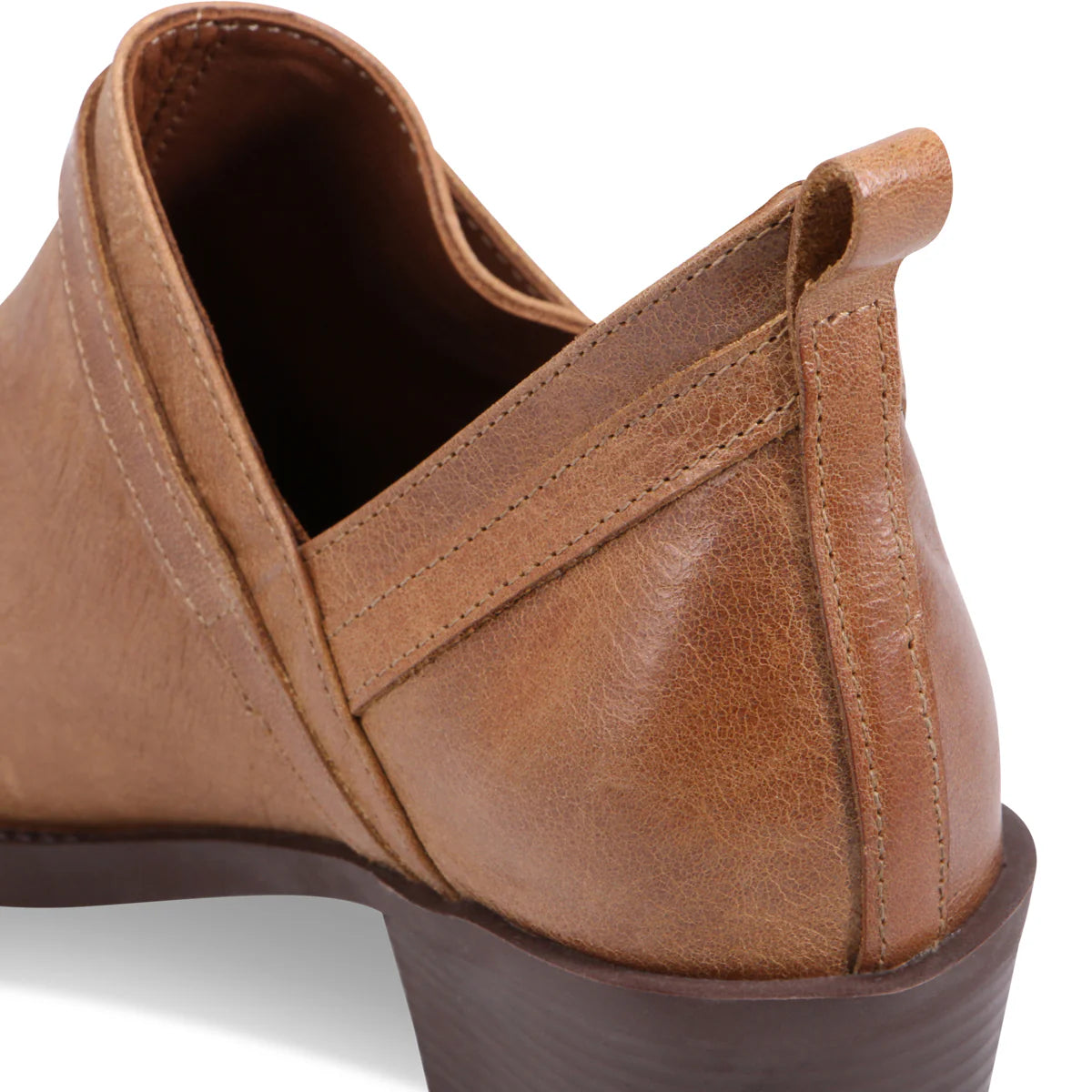 Bueno - Frances Ankle Bootie Chestnut