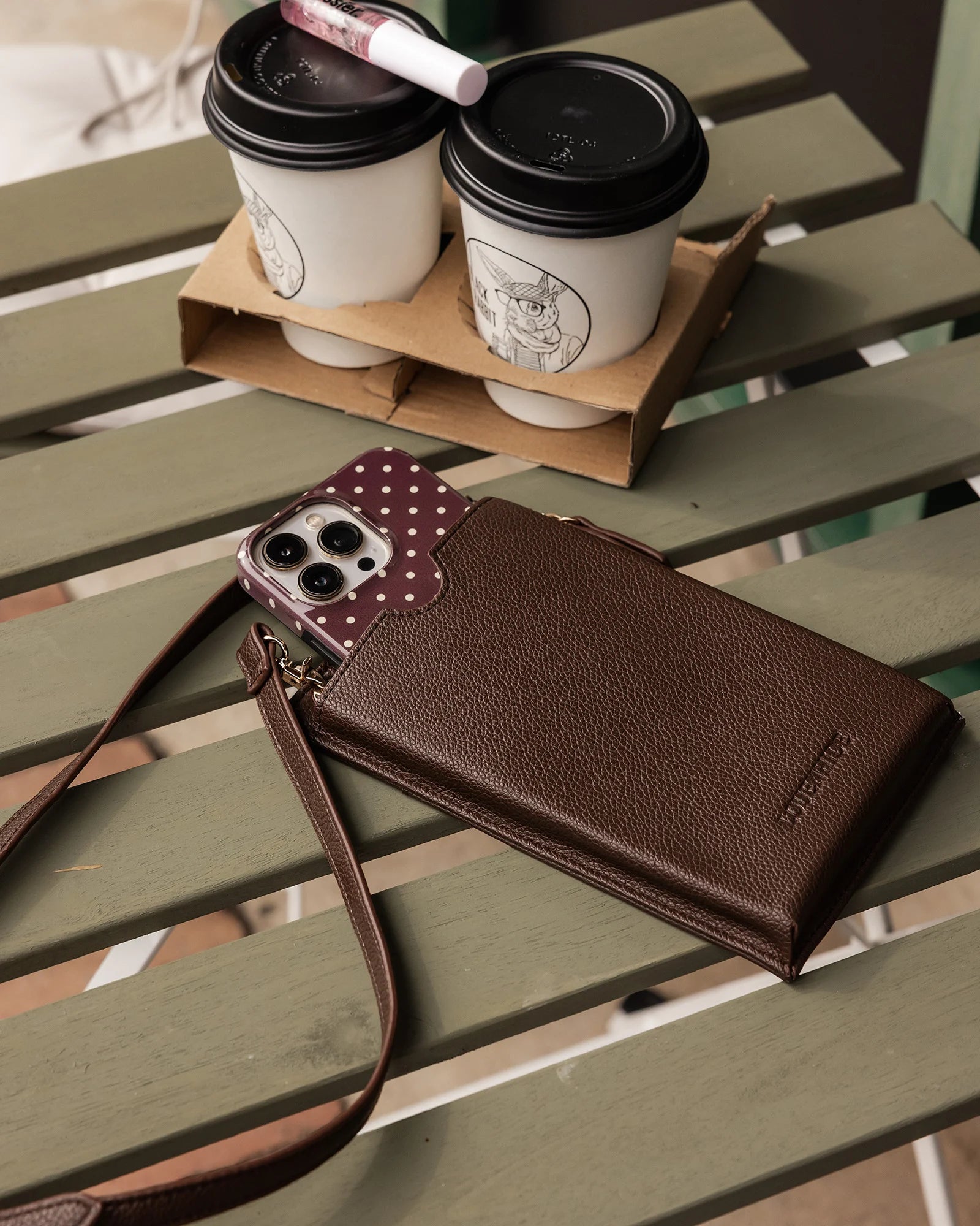 Louenhide - Suki Phone Bag Chocolate