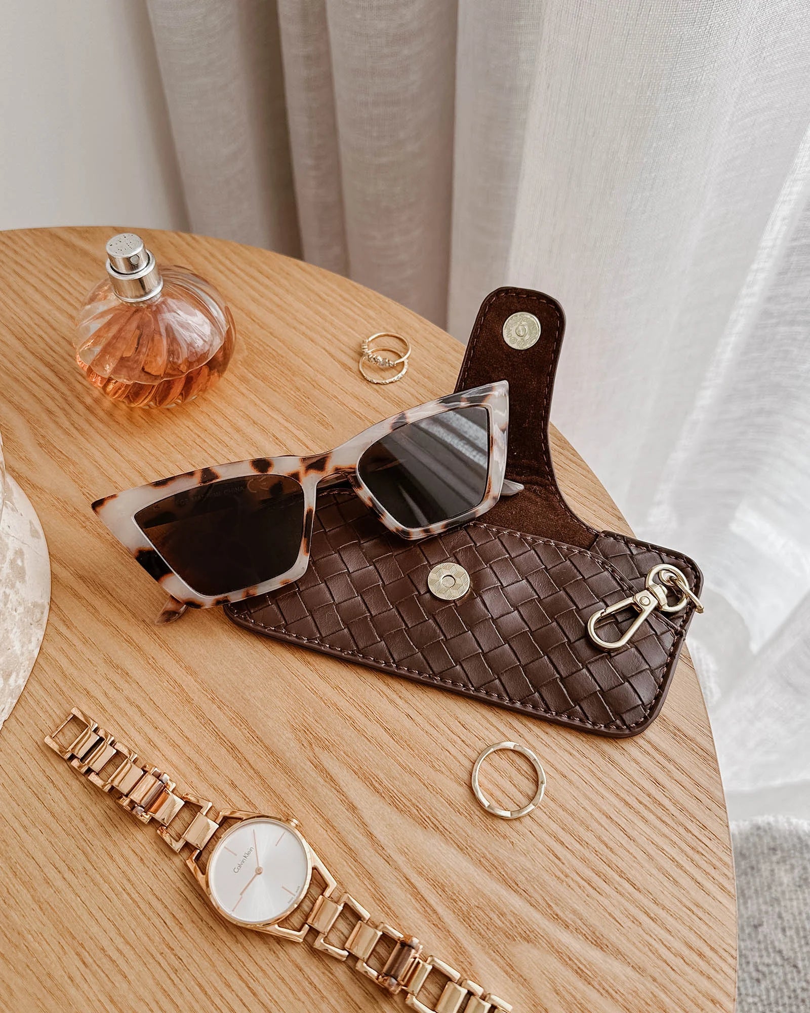 Louenhide - Skittle Sunglass Case Woven Chocolate