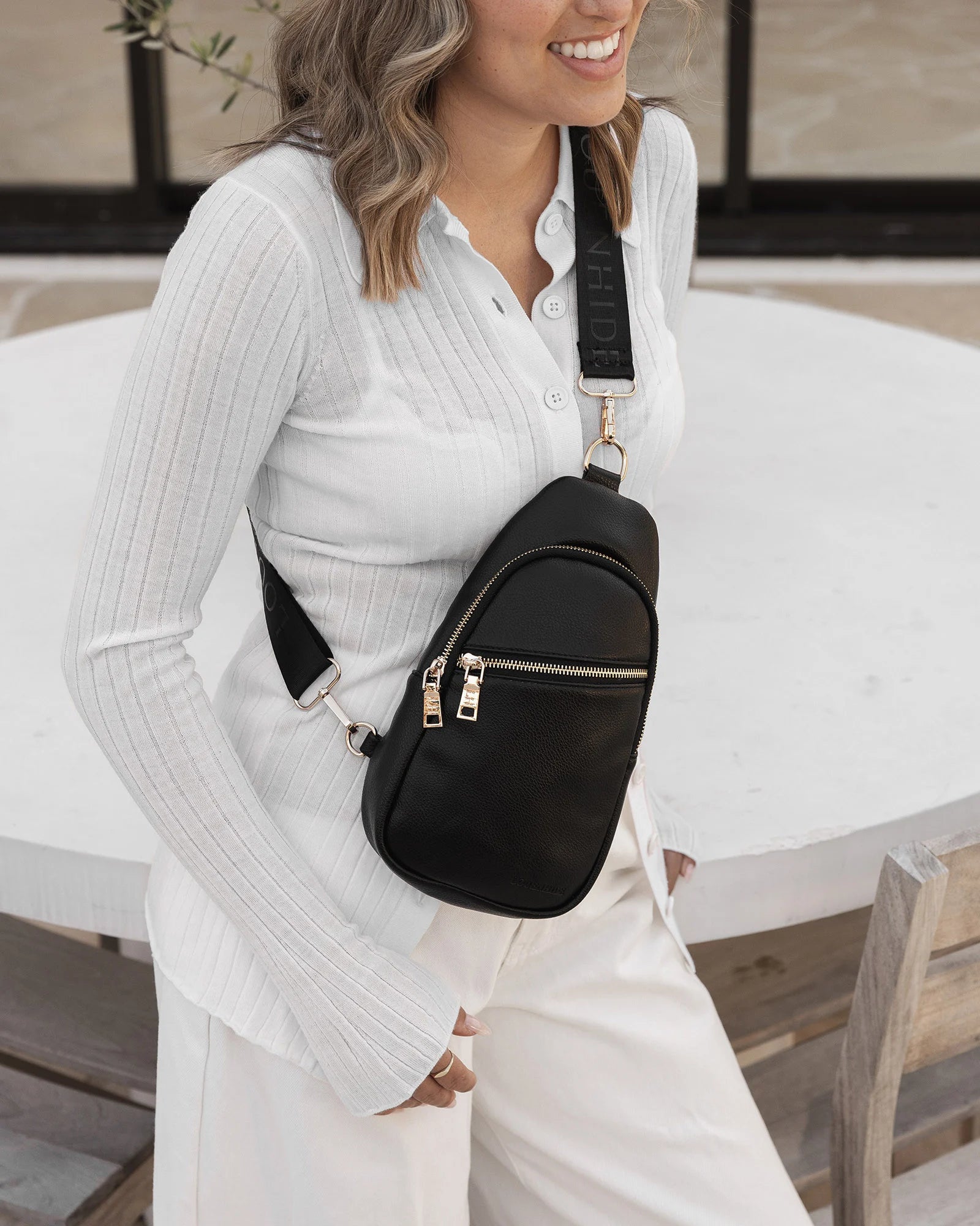 Louenhide - Bella Sling Bag Black