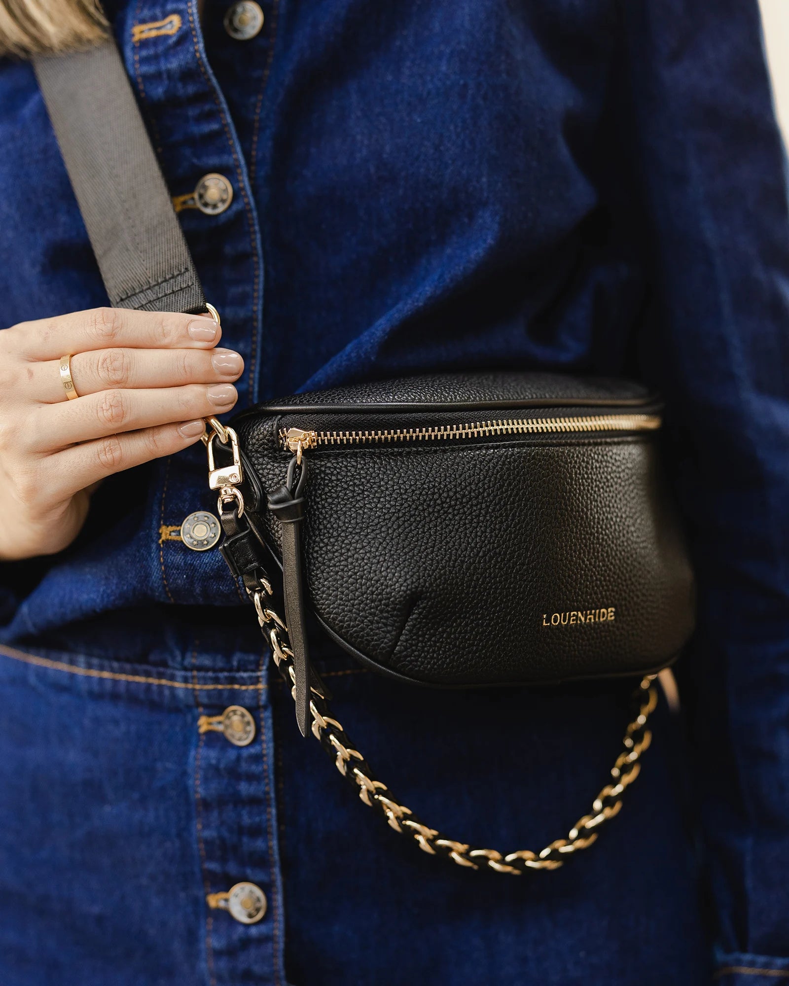 Louenhide - Halsey Sling Bag Black